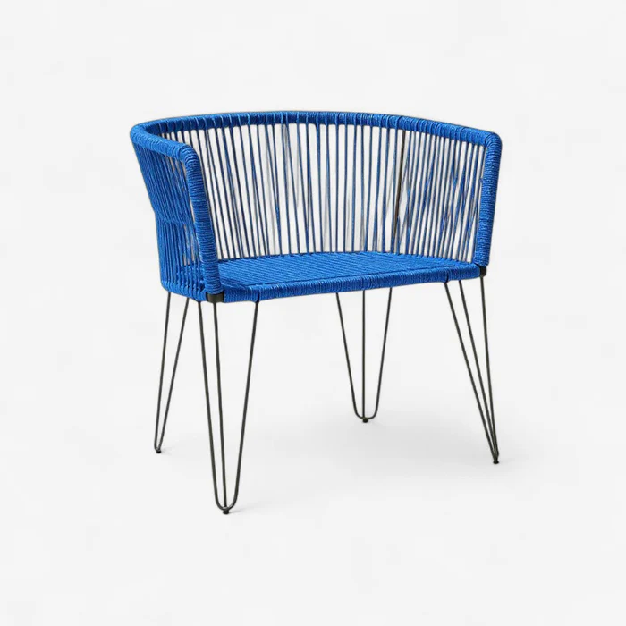 Chaise-en-corde-tressee-bleu-roi-style-boheme-chic