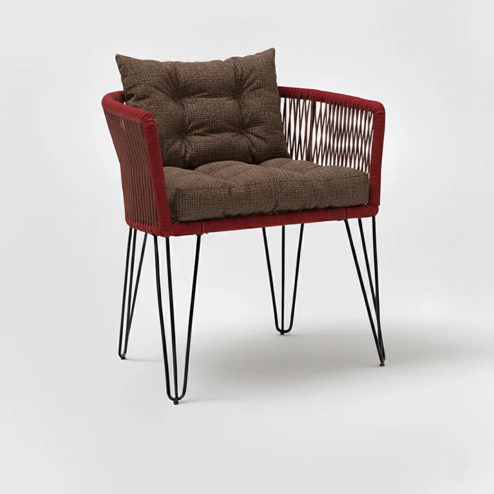 Chaise-en-corde-tressee-boheme-amboha-rouge_7dde01d2-70ac-4b1b-91b1-0ba480eeb3ab