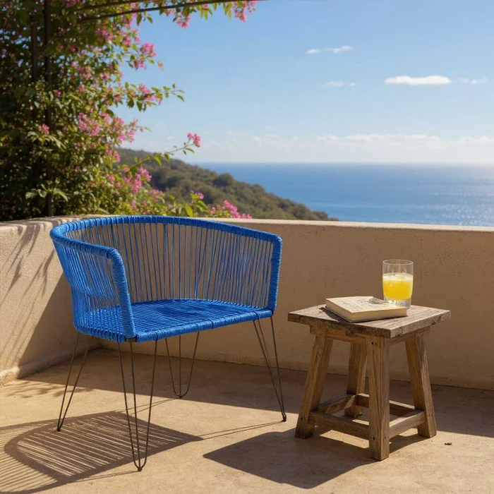 Fauteuil-moderne-bleu-roi-nylon-coton-et-acier