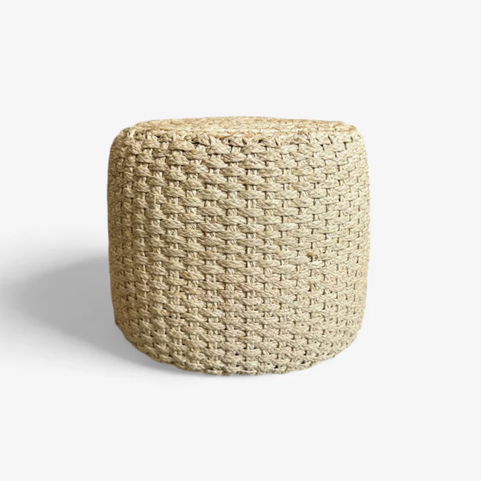 Pouf-Moyen-en-Raphia-tresse-beige