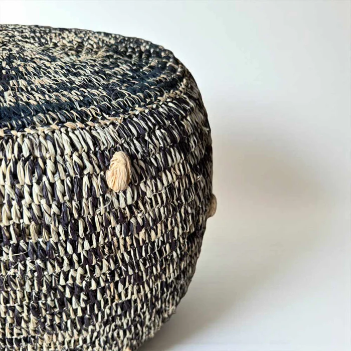 pouf-bicolore-naturel-interieur-chic